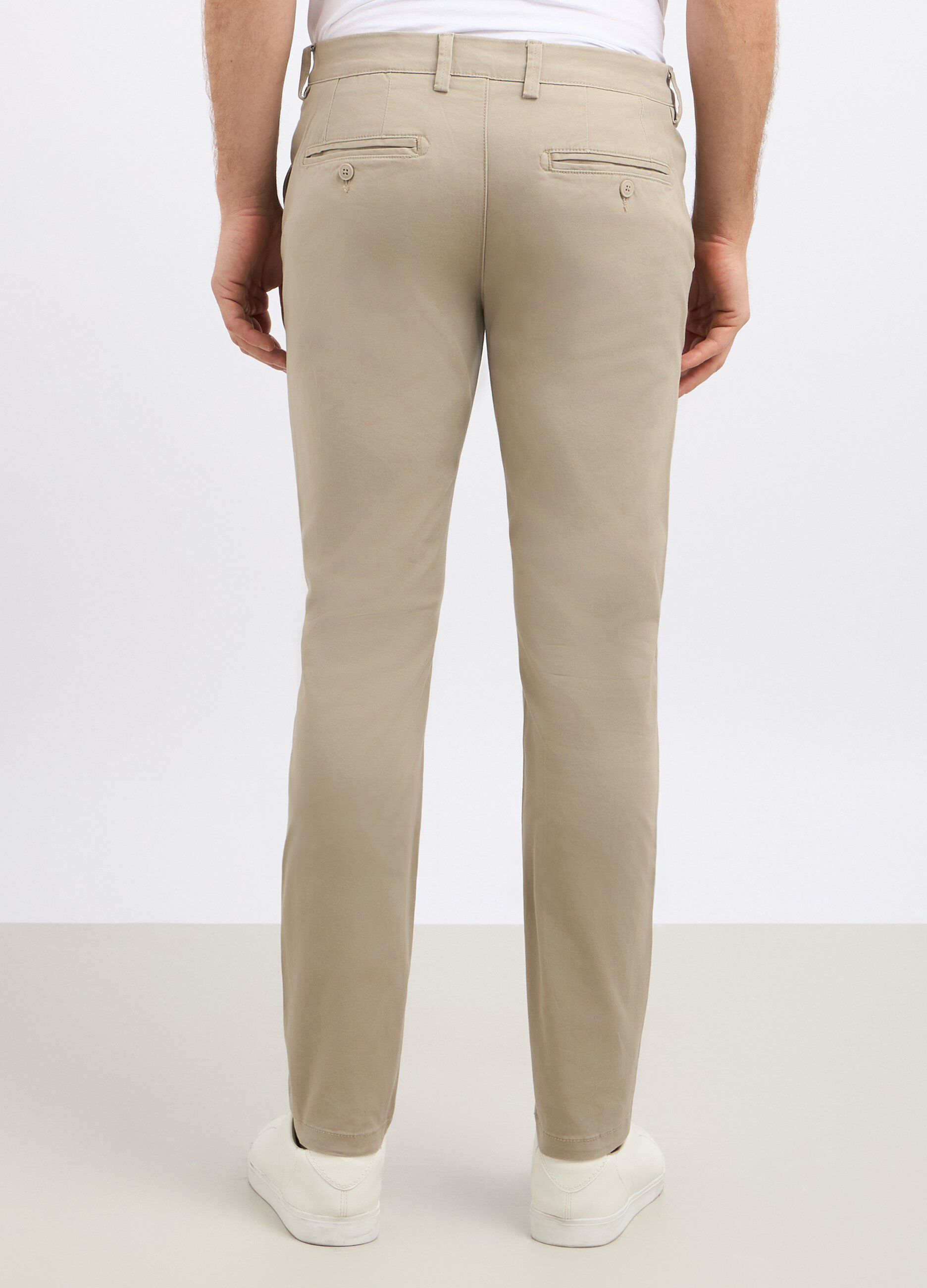 Pantaloni chino in cotone stretch uomo_1