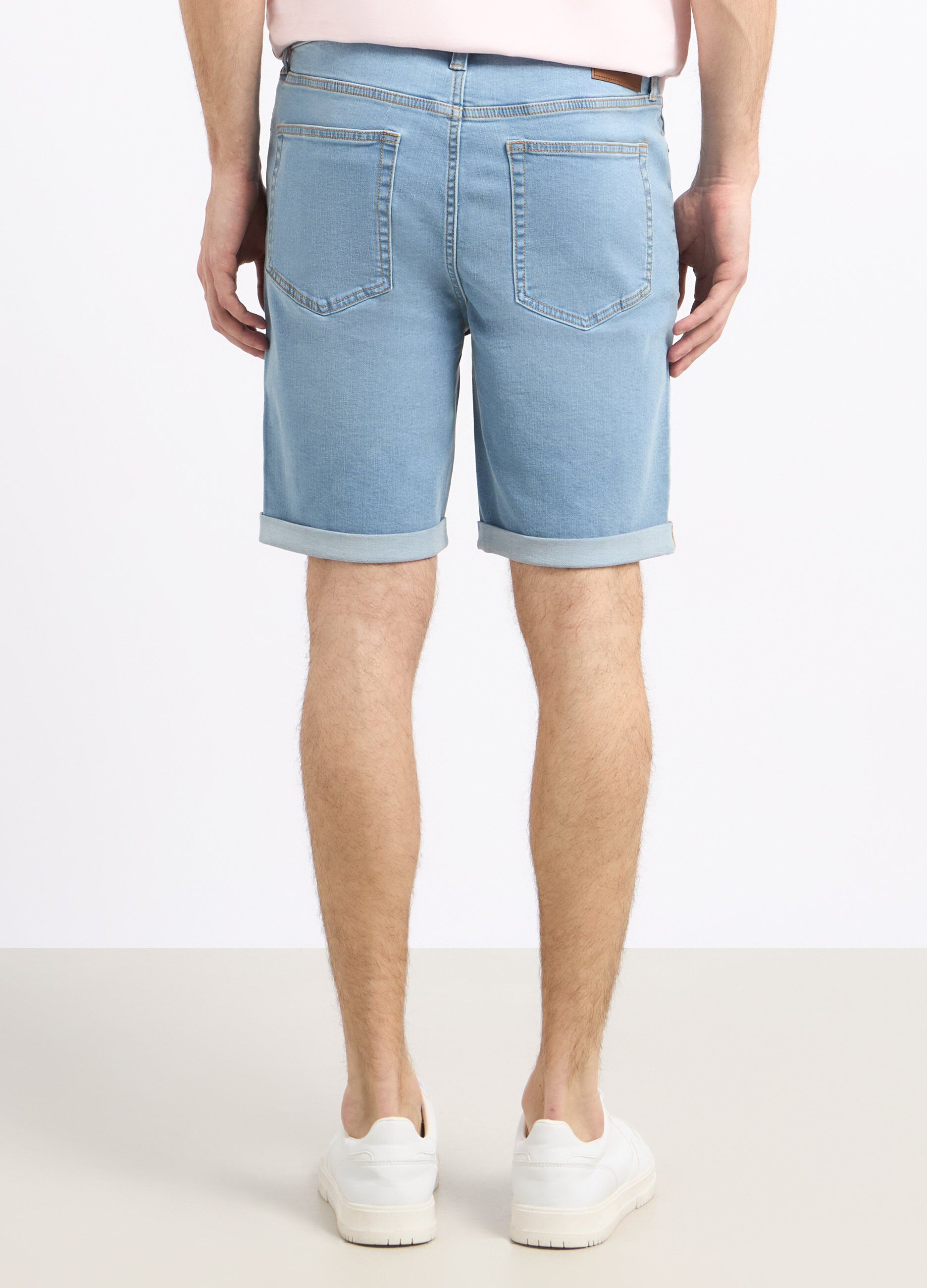 Shorts in denim di cotone stretch uomo_1
