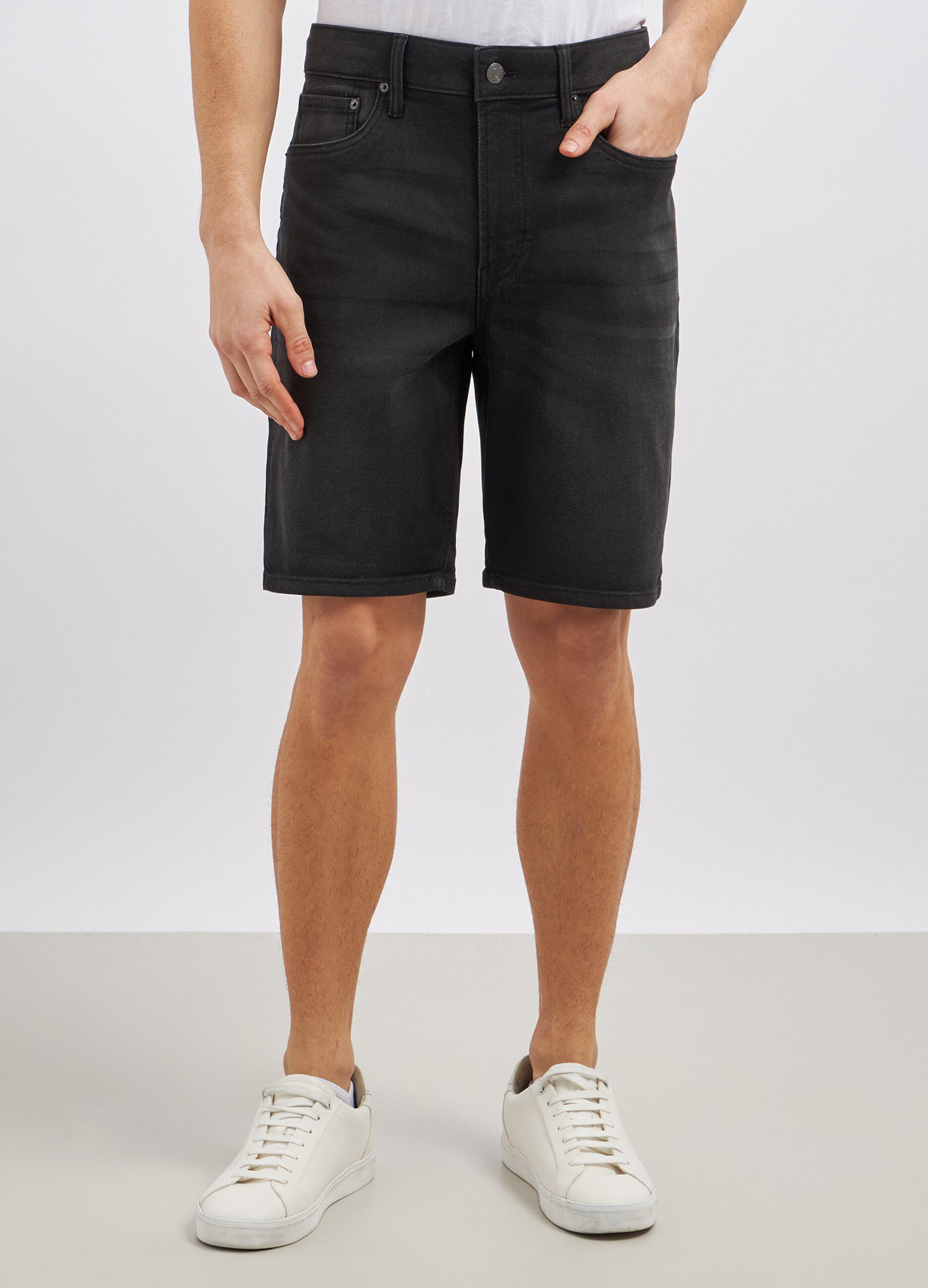 Shorts in denim di misto cotone stretch uomo_1
