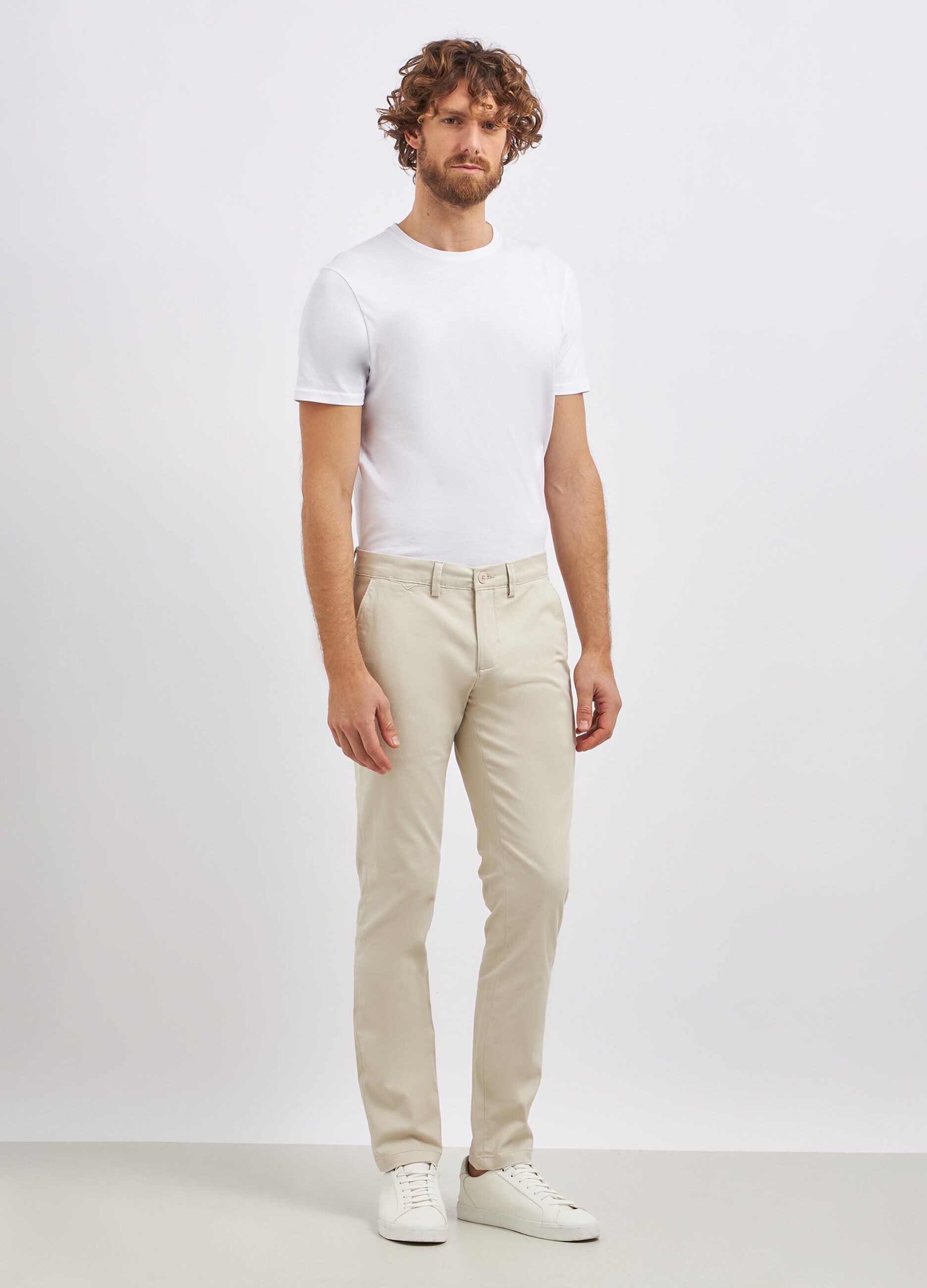 Pantaloni chino in cotone stretch uomo_0